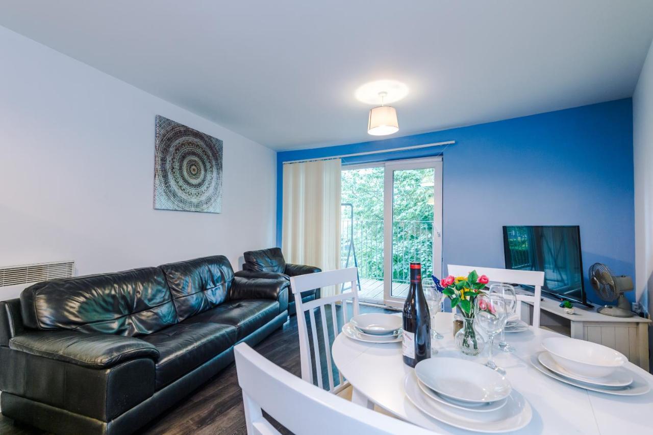 2 Bed Apartment With Balcony Private Parking Near Etihad Stadium, Coop Live Μάντσεστερ Εξωτερικό φωτογραφία